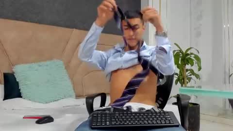 Mr Porn  online show from August 14, 9:35 am