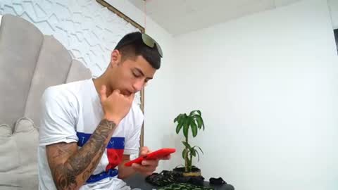Mr Porn  online show from August 15, 2:32 pm