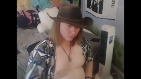 mr_strawberry online show from April 6, 9:52 pm