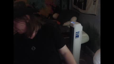 mr_strawberry online show from April 13, 4:59 am