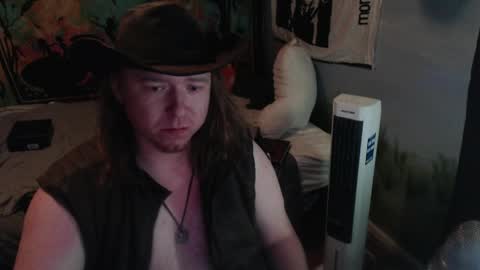 mr_strawberry online show from May 27, 9:00 am