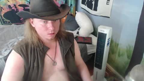 mr_strawberry online show from May 27, 4:53 pm