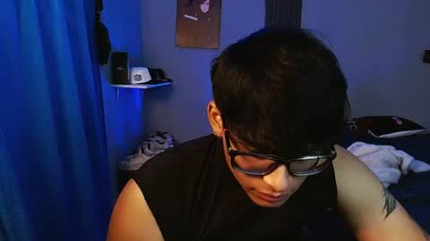 yisuz online show from August 6, 4:39 pm