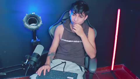 Alpha LATINO online show from August 9, 10:05 am