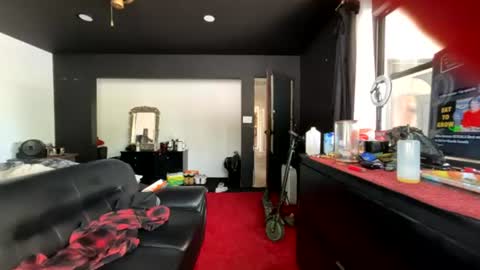 MrBigDThomas online show from July 19, 9:39 pm