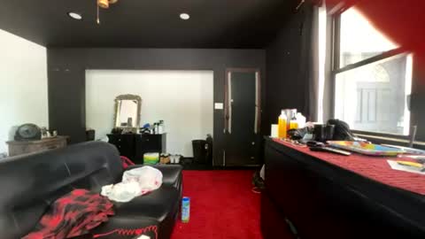 MrBigDThomas online show from July 25, 8:35 pm
