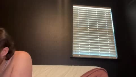 mrcloudzzz online show from August 2, 12:06 am