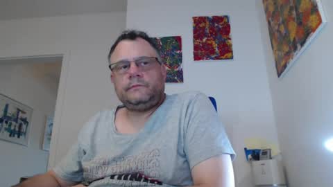 MrJohnsen1975 online show from August 5, 2:59 pm