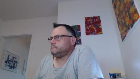 MrJohnsen1975 online show from August 5, 4:05 pm