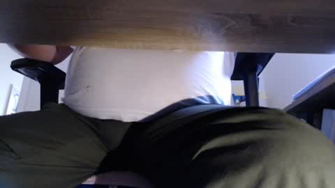 MrJohnsen1975 online show from August 6, 5:23 pm