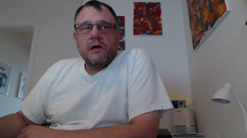 MrJohnsen1975 online show from August 9, 2:29 pm