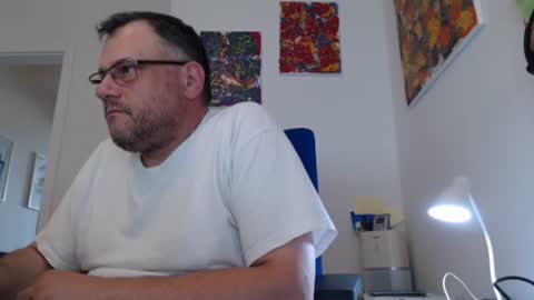 MrJohnsen1975 online show from August 10, 2:29 pm