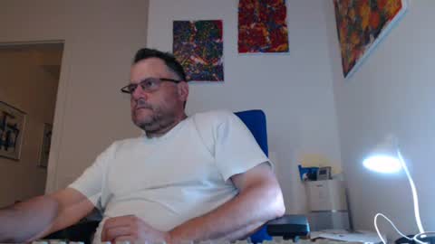 MrJohnsen1975 online show from August 10, 6:53 pm