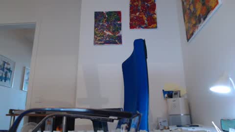 MrJohnsen1975 online show from August 11, 4:20 pm