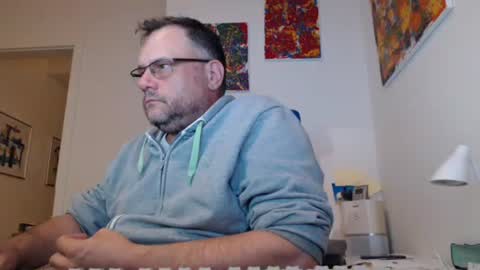 MrJohnsen1975 online show from August 11, 7:49 pm