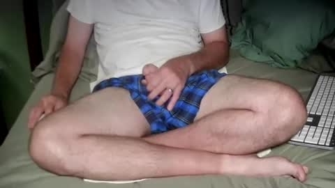 mrericsmith  email hidnnn online show from July 21, 12:36 am