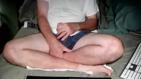 mrericsmith  email hidnnn online show from August 3, 10:17 pm