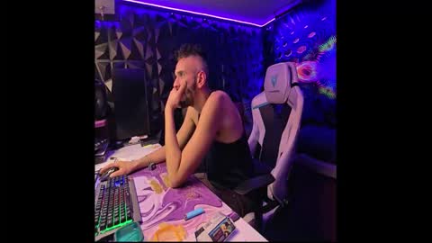 mrlongplay835366 online show from February 22, 2:10 am