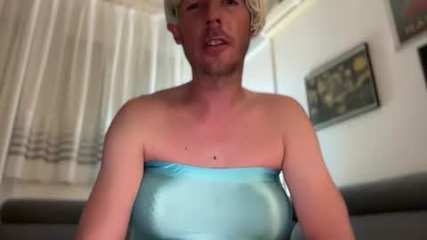TaleOfLaura online show from July 15, 2:01 am