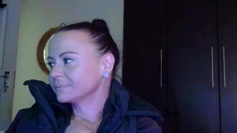mrs_bunny_swing online show from April 27, 2:19 pm