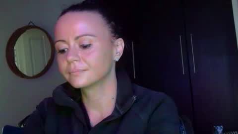mrs_bunny_swing online show from May 6, 11:01 am