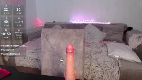 mrs kitty69 online show from September 5, 11:37 am