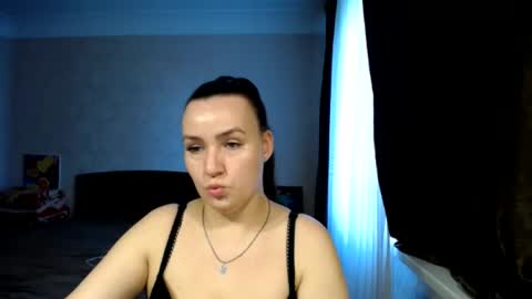 mrs_smith__ online show from August 3, 1:29 pm