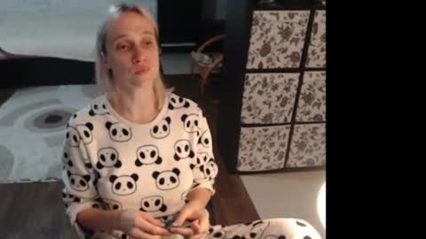 Aisha face ONLY in PVT online show from June 28, 1:41 am