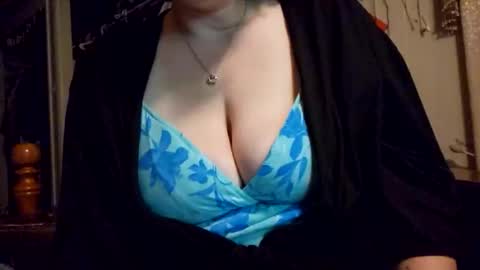 MrsLuna19 online show from February 27, 3:38 am