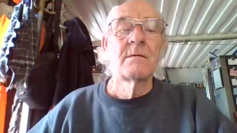 Chuck online show from August 8, 4:29 pm
