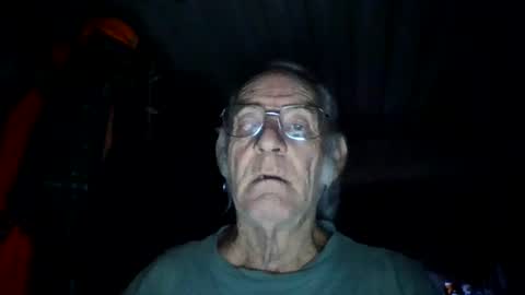 Chuck online show from August 10, 10:16 am