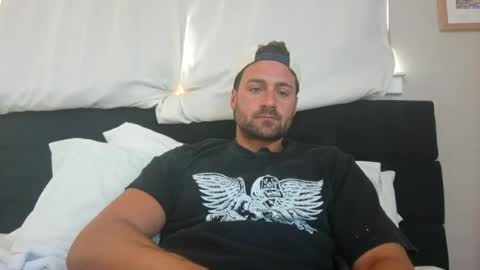 mrthickly818 online show from August 18, 2:01 pm