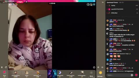 MrWayne871 online show from May 17, 8:21 pm