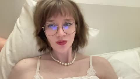 ms_christiana online show from May 16, 9:48 pm
