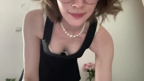 ms_christiana online show from June 5, 4:56 pm