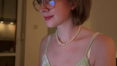 ms_christiana online show from August 2, 1:23 am