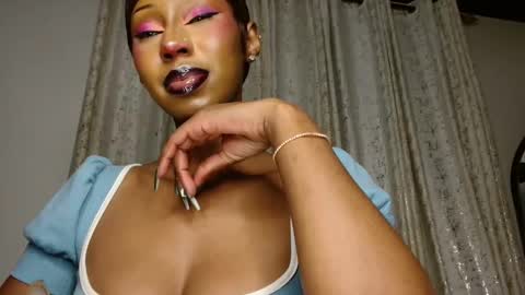 ms_crystal online show from May 28, 8:01 pm