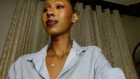 ms_crystal online show from June 5, 4:34 pm