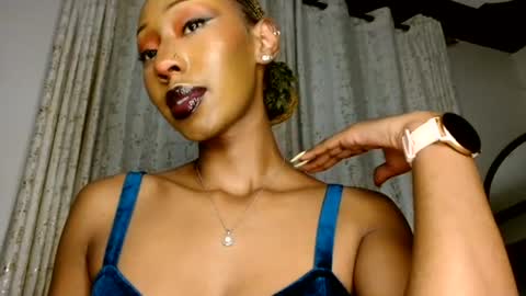 ms_crystal online show from July 15, 11:05 pm