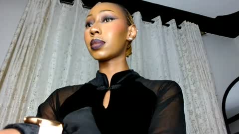 ms_crystal online show from July 26, 3:39 pm