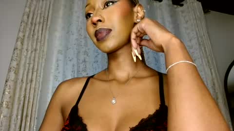 ms_crystal online show from August 1, 2:56 pm