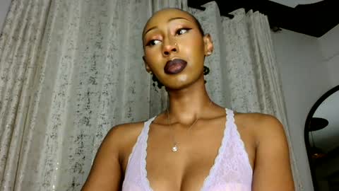 ms_crystal online show from August 12, 8:44 pm
