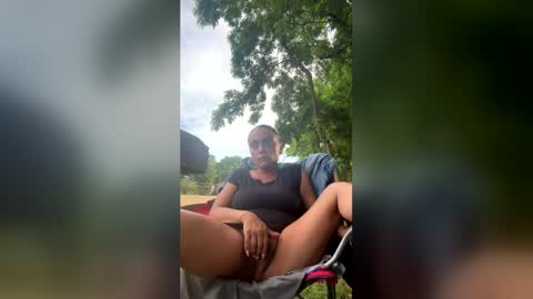 ms_discreet online show from June 14, 10:45 am