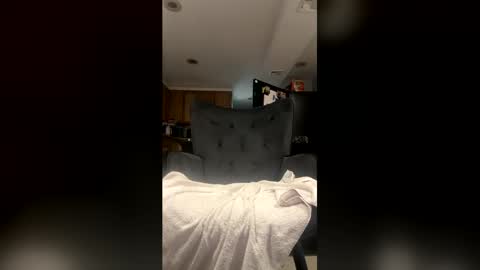 ms_discreet online show from June 23, 4:24 am