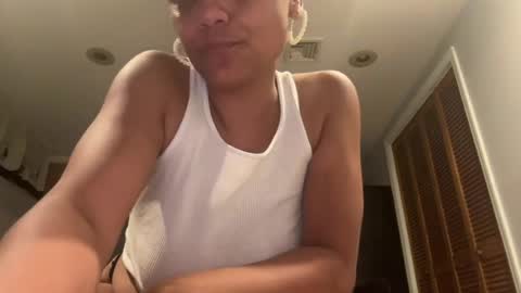 ms_discreet online show from August 13, 5:10 am