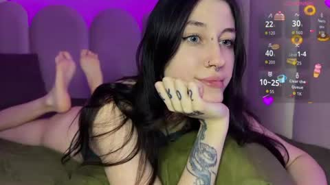 Dita online show from August 2, 7:32 pm