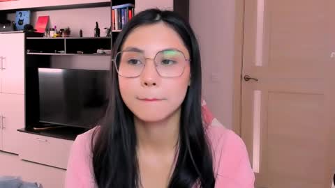 ms_emily_ online show from May 30, 9:55 am