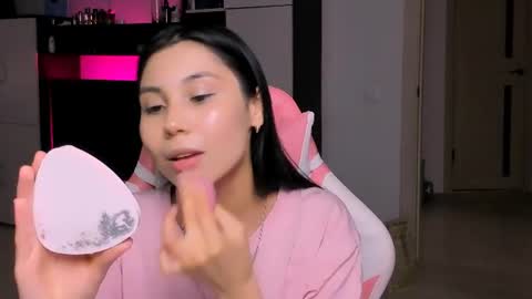 ms_emily_ online show from August 12, 2:52 pm