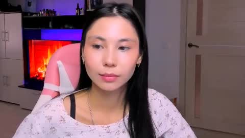 ms_emily_ online show from August 14, 7:56 am