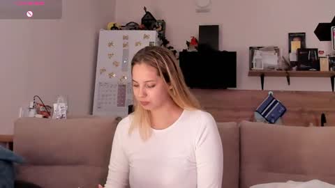 ms_foryou online show from August 6, 4:06 pm